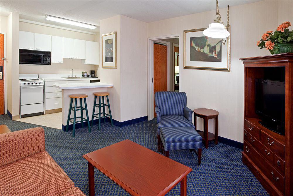 Candlewood Suites Pittsburgh-Cranberry By Ihg Cranberry Township Exteriér fotografie